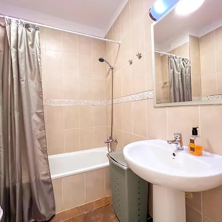 Ocean Front With Ac In Mirador Paraiso, Pp21